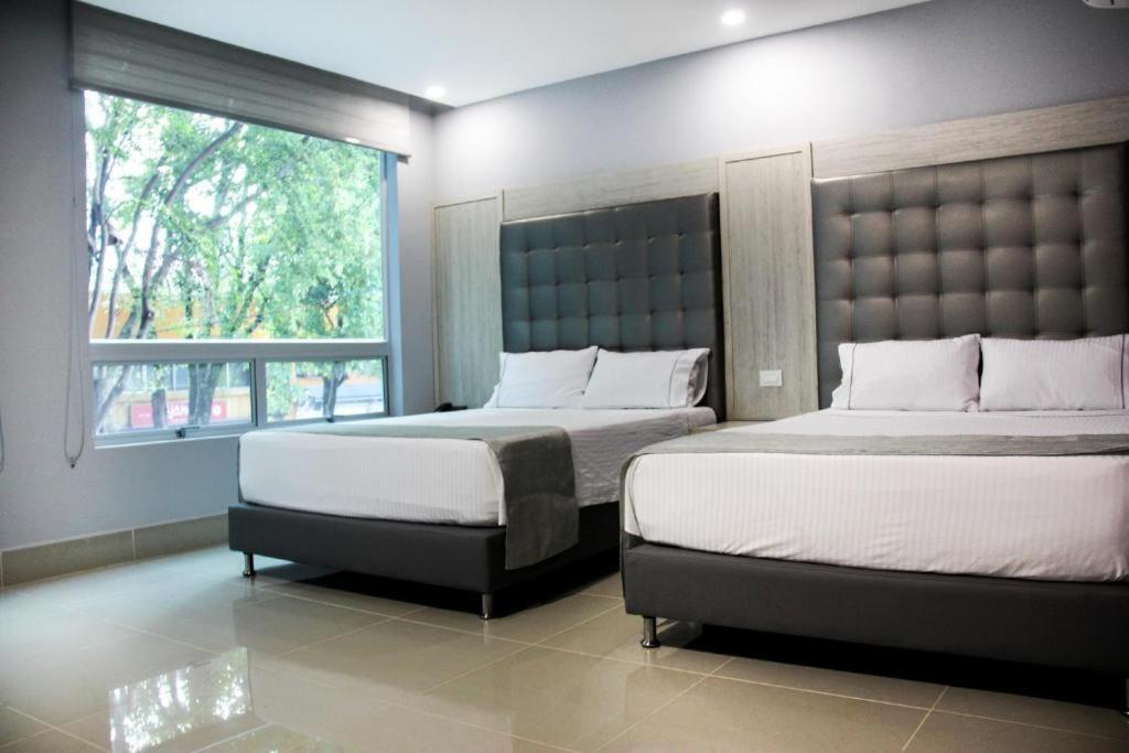 Hotel Lleras 10 Medellín Buitenkant foto